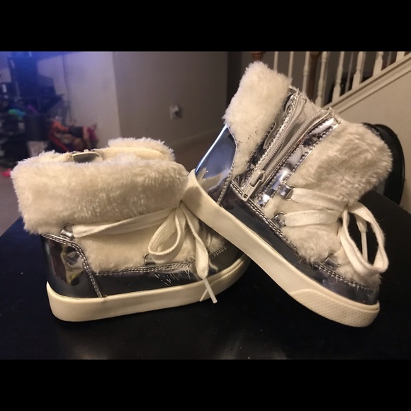 Maggie and Zoe Winter fur boots - Picture 5 of 6